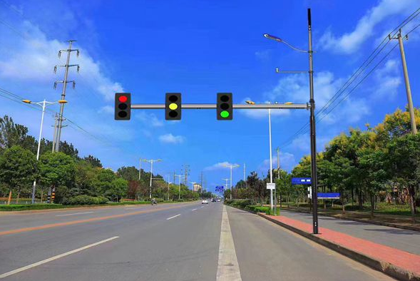 道路交通信號燈杆